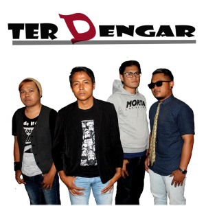 Dengarkan Semua Karna Kamu lagu dari Terdengar Band dengan lirik