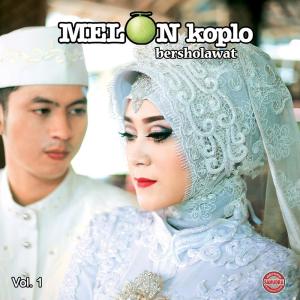 Listen to Sholatullahi Wassalam song with lyrics from Gus Hilmi