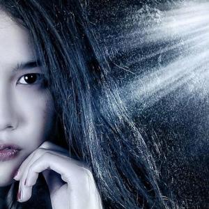 收听Maulidia的Kaulah歌词歌曲