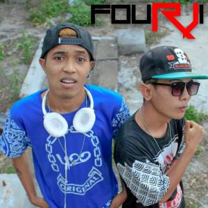 Listen to Cewek Kece song with lyrics from Fourji