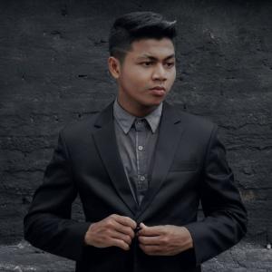 收聽Boaz Jati的Intuisi歌詞歌曲