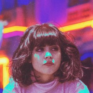 Listen to Risas Santas song with lyrics from Lourdes Liss