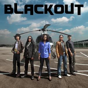 Dengarkan lagu Join Kopi nyanyian Blackout dengan lirik