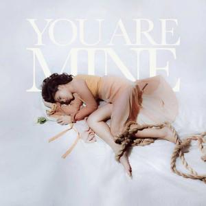 收聽Caecillia的You Are Mine歌詞歌曲