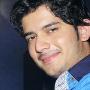 Dengarkan Waqas Khan Tapay lagu dari Waqas Khan dengan lirik