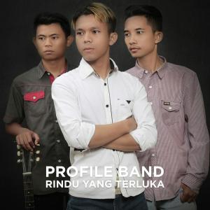 Dengarkan Rindu Yang Terluka lagu dari Profile Band dengan lirik