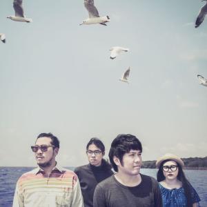 ดาวน์โหลดและฟังเพลง โลกของคนเหงา พร้อมเนื้อเพลงจาก Superbaker