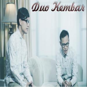 Dengarkan lagu PDKT nyanyian Duo Kembar dengan lirik