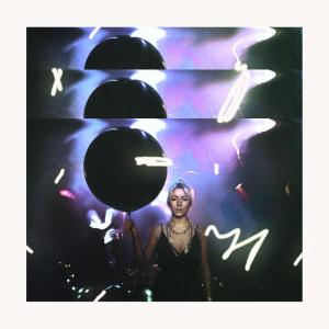 อัลบัม Vægge Af Guld ศิลปิน Lærke Emilie