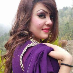 Listen to Tola Shpa Me Yara song with lyrics from Sajid Ali