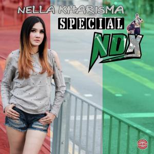 ดาวน์โหลดและฟังเพลง Kimcil Kepolen พร้อมเนื้อเพลงจาก Nella Kharisma