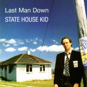 ดาวน์โหลดและฟังเพลง The Bay พร้อมเนื้อเพลงจาก Last Man Down