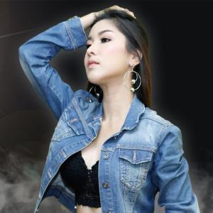 Listen to ว่าที่เมียใหม่ song with lyrics from ติ๊ก อัญชลี