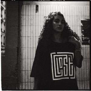 收聽Camelia Jordana的Gangster歌詞歌曲