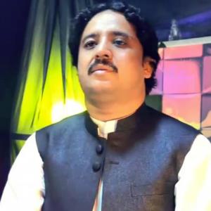 收聽Akhtar Iqbal的Imran Khan Zindabad Pakistan Zindabad歌詞歌曲