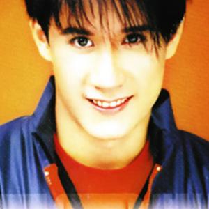 เต็ม วุฒิสิทธิ์ ดาวน์โหลดและฟังเพลงฮิตจาก เต็ม วุฒิสิทธิ์