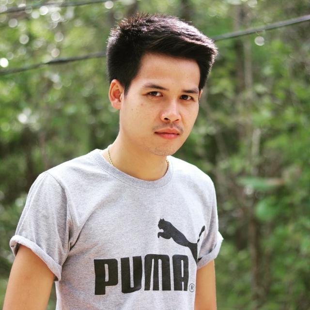 อ๊อฟ ธนาธร ท็อปไลน์