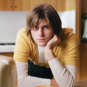 Ruel ดาวน์โหลดและฟังเพลงฮิตจาก Ruel