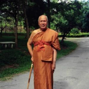 หลวงพ่อปัญญา นันทภิขุ ดาวน์โหลดและฟังเพลงฮิตจาก หลวงพ่อปัญญา นันทภิขุ