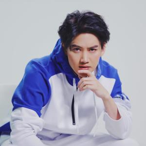 Golf Pichaya ดาวน์โหลดและฟังเพลงฮิตจาก Golf Pichaya