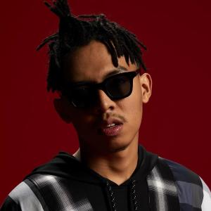 นายนะ ดาวน์โหลดและฟังเพลงฮิตจาก นายนะ