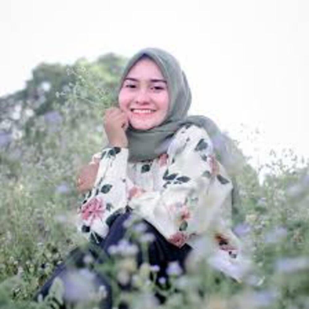 Nazia Marwiana