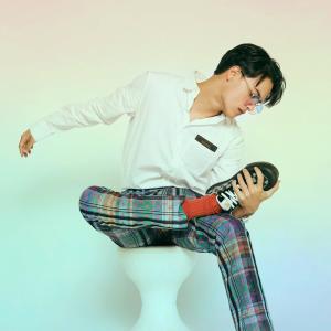 Ice Paris ดาวน์โหลดและฟังเพลงฮิตจาก Ice Paris