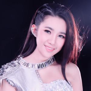 หงสา ประภาพร ดาวน์โหลดและฟังเพลงฮิตจาก หงสา ประภาพร