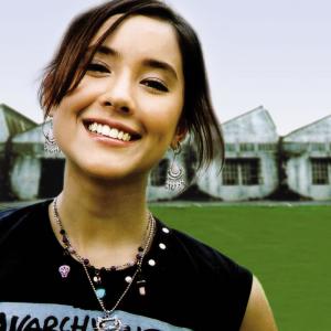 Briohny ดาวน์โหลดและฟังเพลงฮิตจาก Briohny