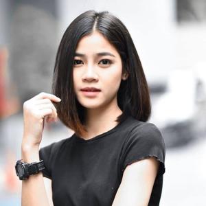 แบม ไพลิน ดาวน์โหลดและฟังเพลงฮิตจาก แบม ไพลิน