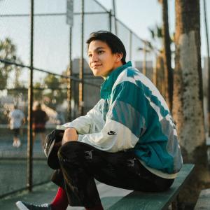 Phum Viphurit ดาวน์โหลดและฟังเพลงฮิตจาก Phum Viphurit