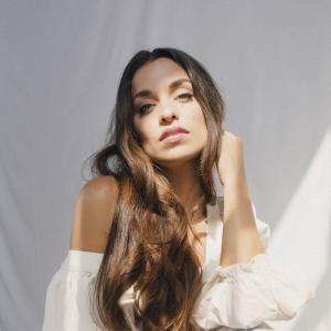 Jackie Castro ดาวน์โหลดและฟังเพลงฮิตจาก Jackie Castro
