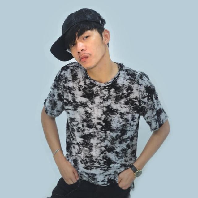 ขุนทอง ทวีป