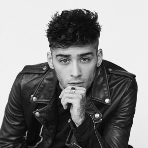 ZAYN ดาวน์โหลดและฟังเพลงฮิตจาก ZAYN