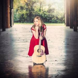Kristy Cox ดาวน์โหลดและฟังเพลงฮิตจาก Kristy Cox