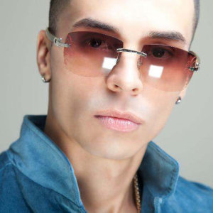 Reykon ดาวน์โหลดและฟังเพลงฮิตจาก Reykon