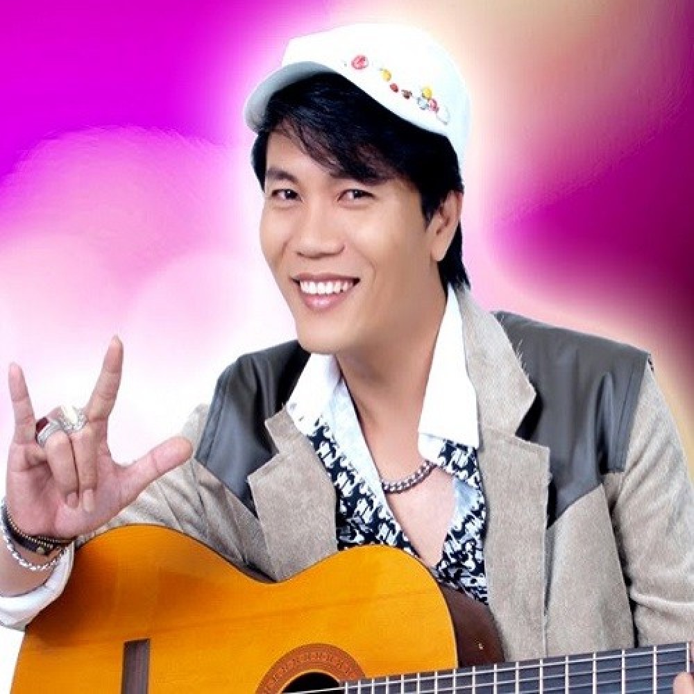 ไชโย ธนาวัฒน์
