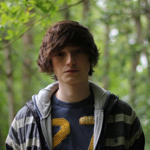 Lewis Watson ดาวน์โหลดและฟังเพลงฮิตจาก Lewis Watson
