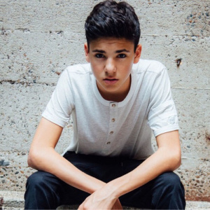 Daniel Skye ดาวน์โหลดและฟังเพลงฮิตจาก Daniel Skye