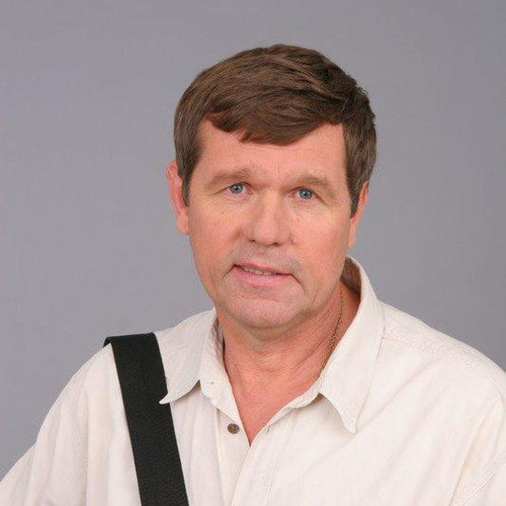 Александр Новиков