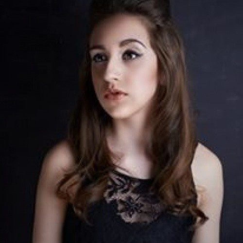 Scarlett Taylor