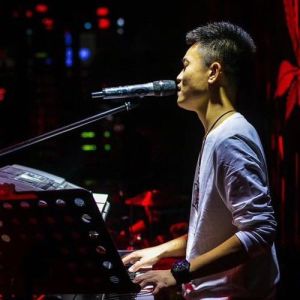 梁吉鑫 ดาวน์โหลดและฟังเพลงฮิตจาก 梁吉鑫