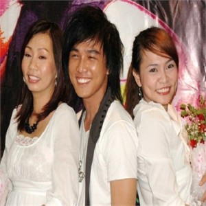 The Bells ดาวน์โหลดและฟังเพลงฮิตจาก The Bells