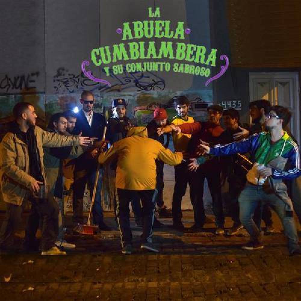La Abuela Cumbiambera y su conjunto sabroso