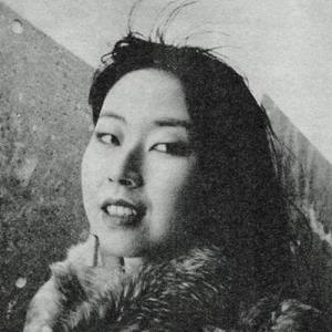 山口美央子 ดาวน์โหลดและฟังเพลงฮิตจาก 山口美央子