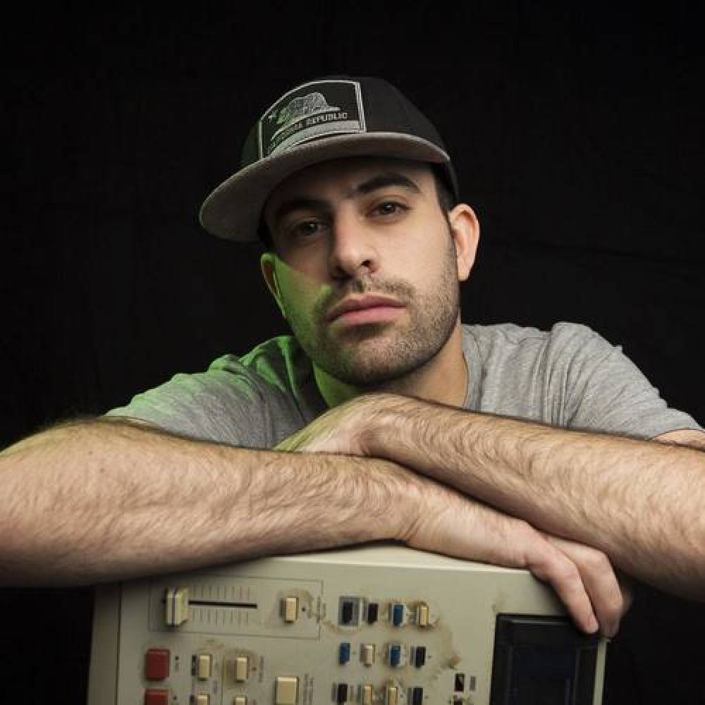 Dj Skizz