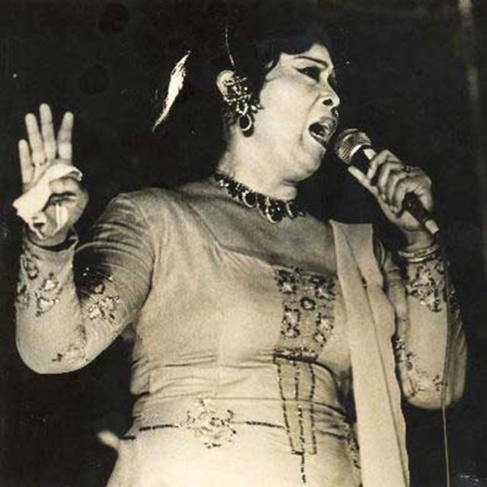 Ellya Khadam