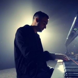 Jesse Clegg ดาวน์โหลดและฟังเพลงฮิตจาก Jesse Clegg