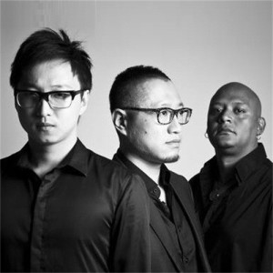 J3 三重奏 ดาวน์โหลดและฟังเพลงฮิตจาก J3 三重奏