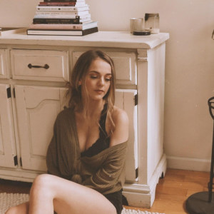 Jaime Deraz ดาวน์โหลดและฟังเพลงฮิตจาก Jaime Deraz